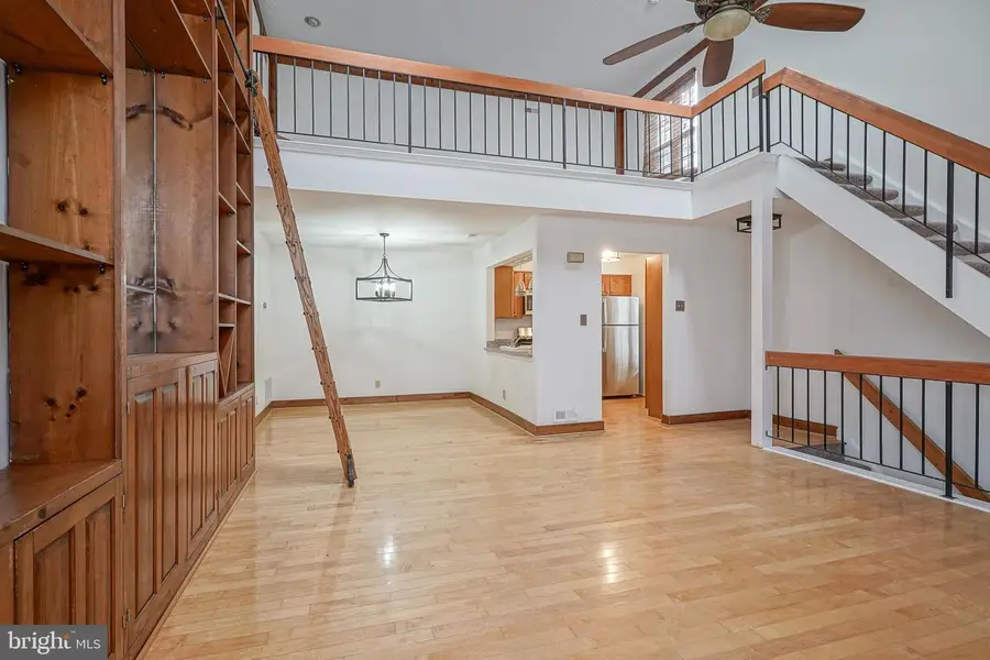 208-b Sedgefield Dr, Mount Laurel, NJ 08054 - Image #3