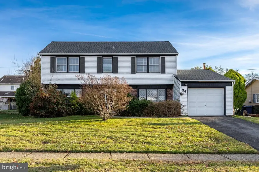 54 Gardenbrook Ln, Willingboro, NJ 08046 - Image #2