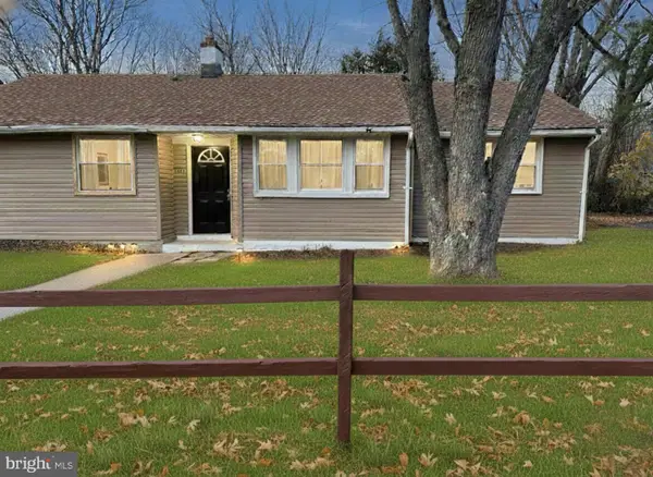 143 Kinsley Rd, PEMBERTON, NJ 08068