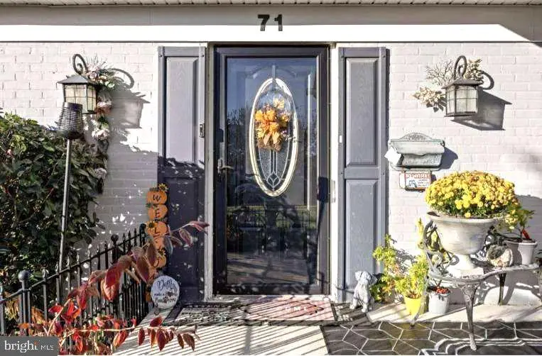 71 Baldwin Ln, Willingboro, NJ 08046 - Image #2