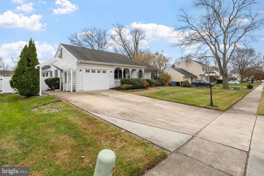 228 Aqua Ln, Delran, NJ 08075 - Image #3