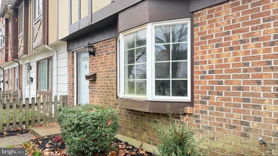 21 E Church St, Bordentown, NJ 08505 - Image #2