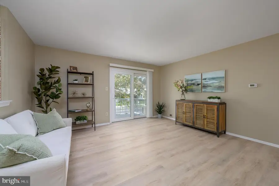 4108-b Adelaide Dr, Mount Laurel, NJ 08054 - Image #3