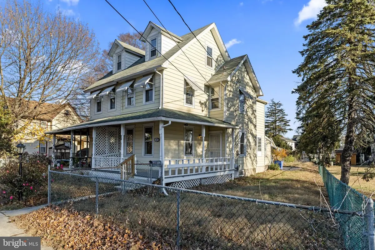 606 Spruce St, Delanco, NJ 08075 - Image #1