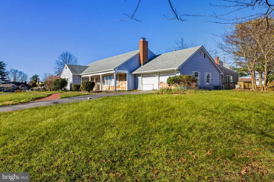 125 Country Club Rd, Willingboro, NJ 08046 - Image #2
