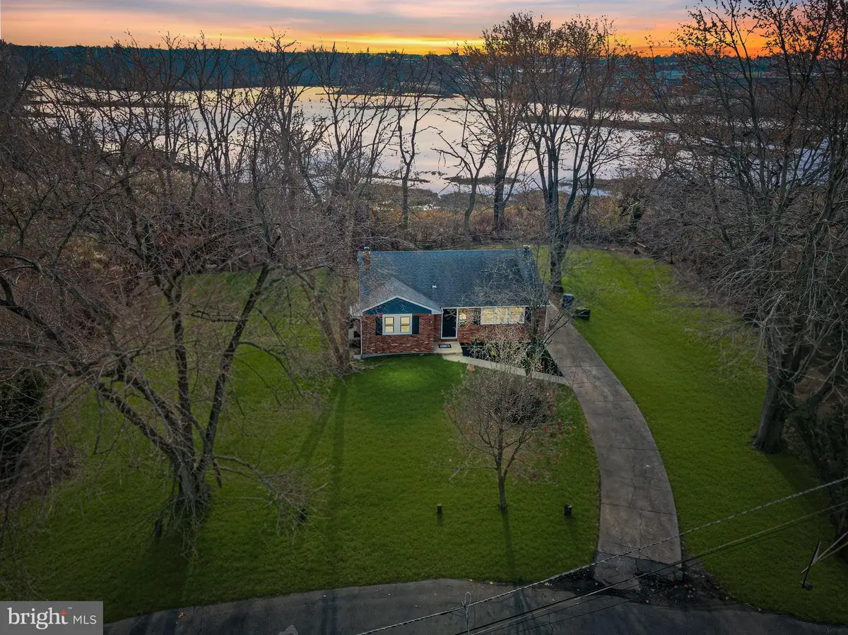 126 Fairfax Dr, Cinnaminson, NJ 08077 - Image #1