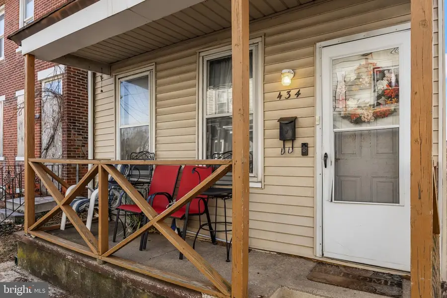 434 Lawrence St, Burlington, NJ 08016 - Image #2