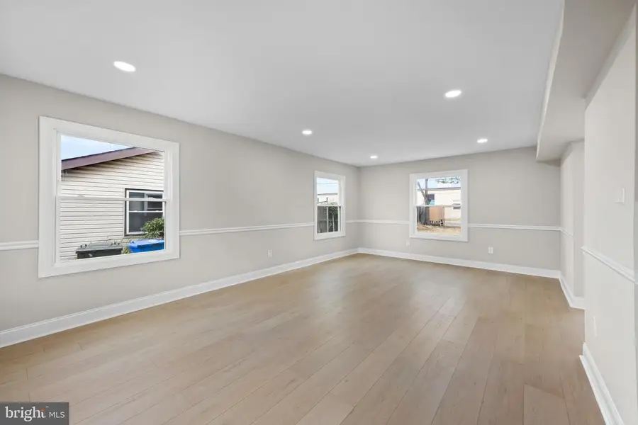 69 Balfour Ln, Willingboro, NJ 08046 - Image #3