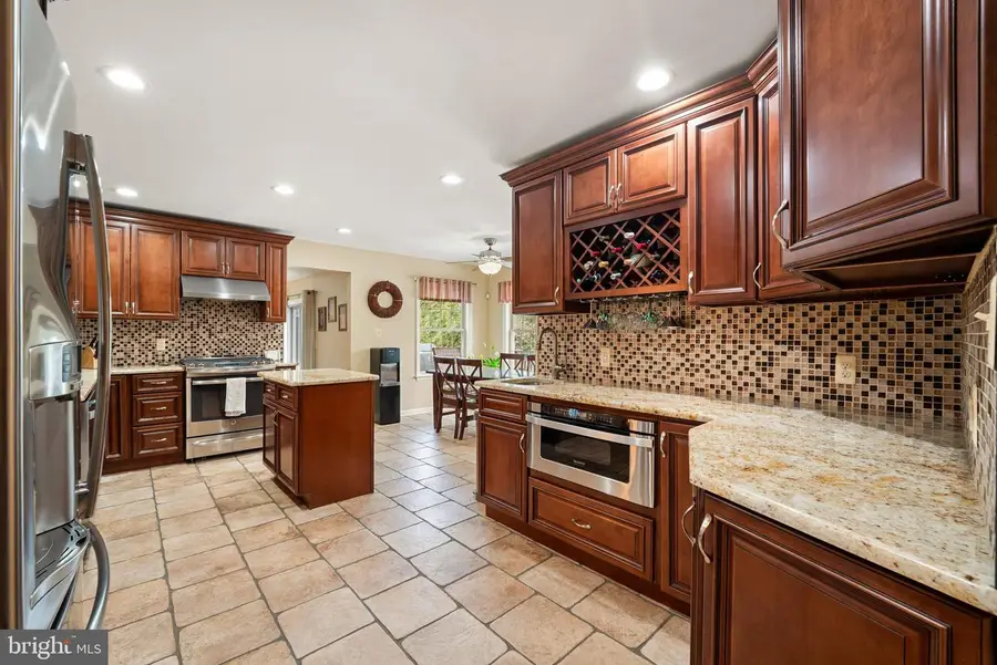 478 Island Rd, Columbus, NJ 08022 - Image #2