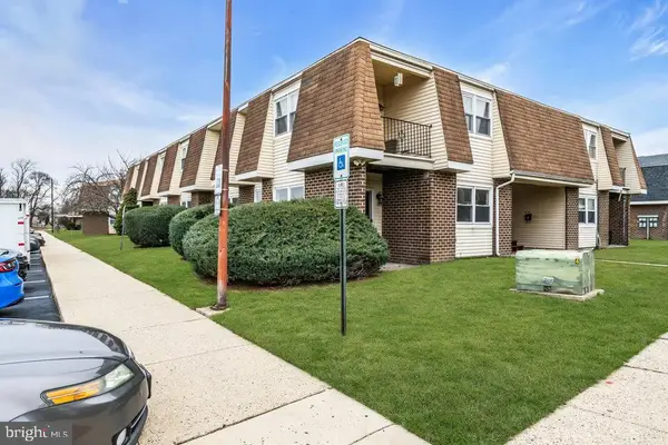 19-1 Florence Tollgate Pl, FLORENCE, NJ 08518