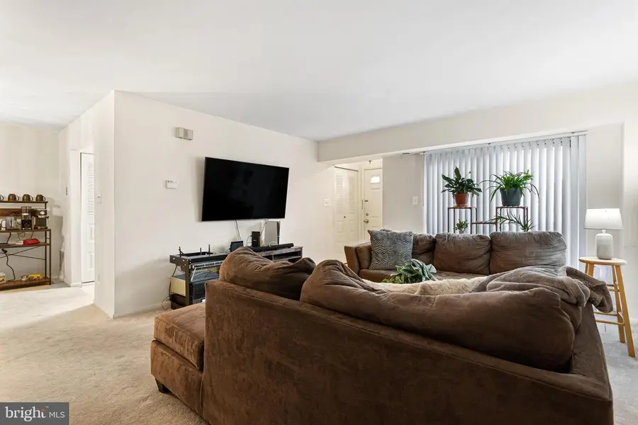 2147 Harbour Dr, Palmyra, NJ 08065 - Image #3