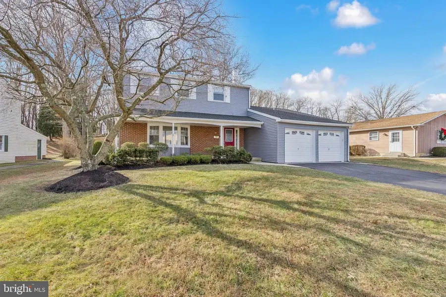 213 Swedes Run Dr, Delran, NJ 08075 - Image #2