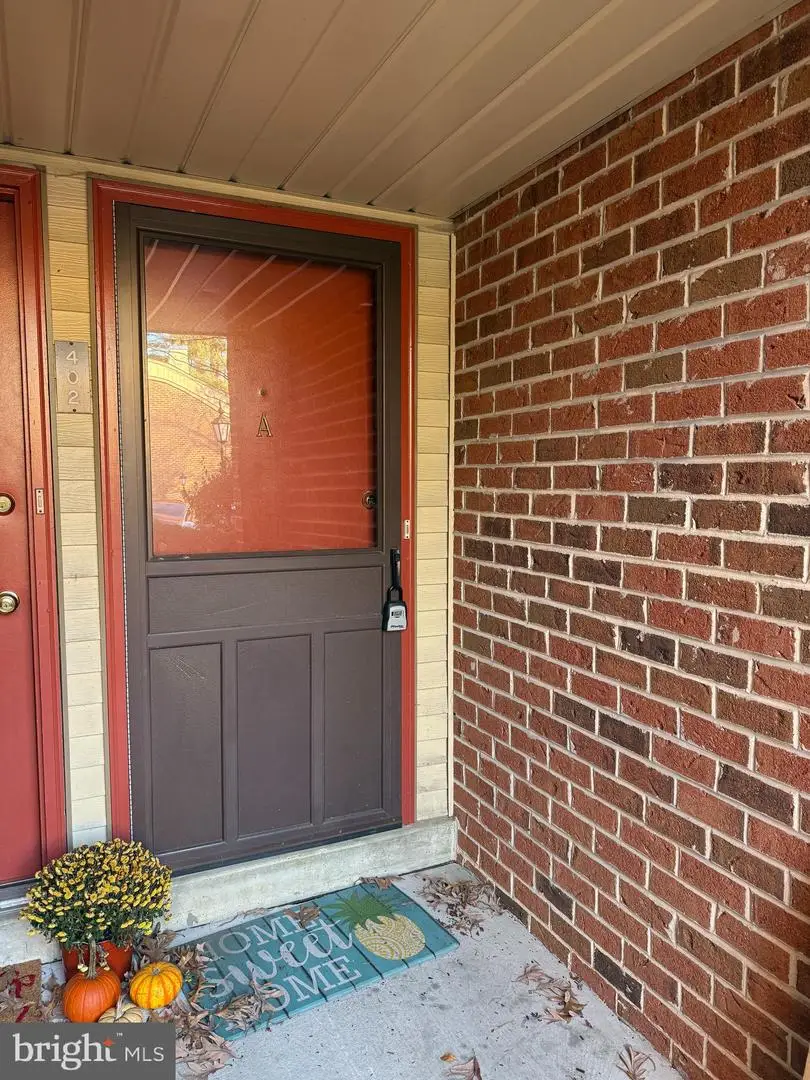 402-a Cypress Point Cir, Mount Laurel, NJ 08054 - Image #2