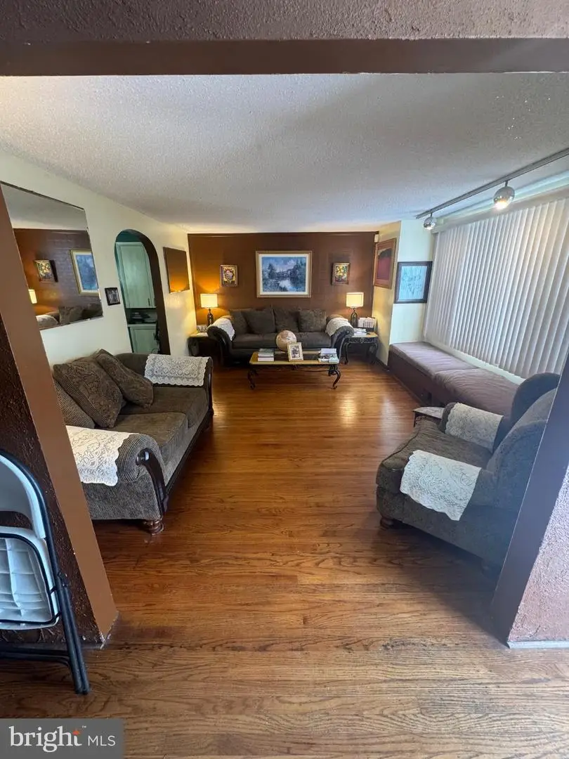 628 Moorland Ave, Burlington, NJ 08016 - Image #3