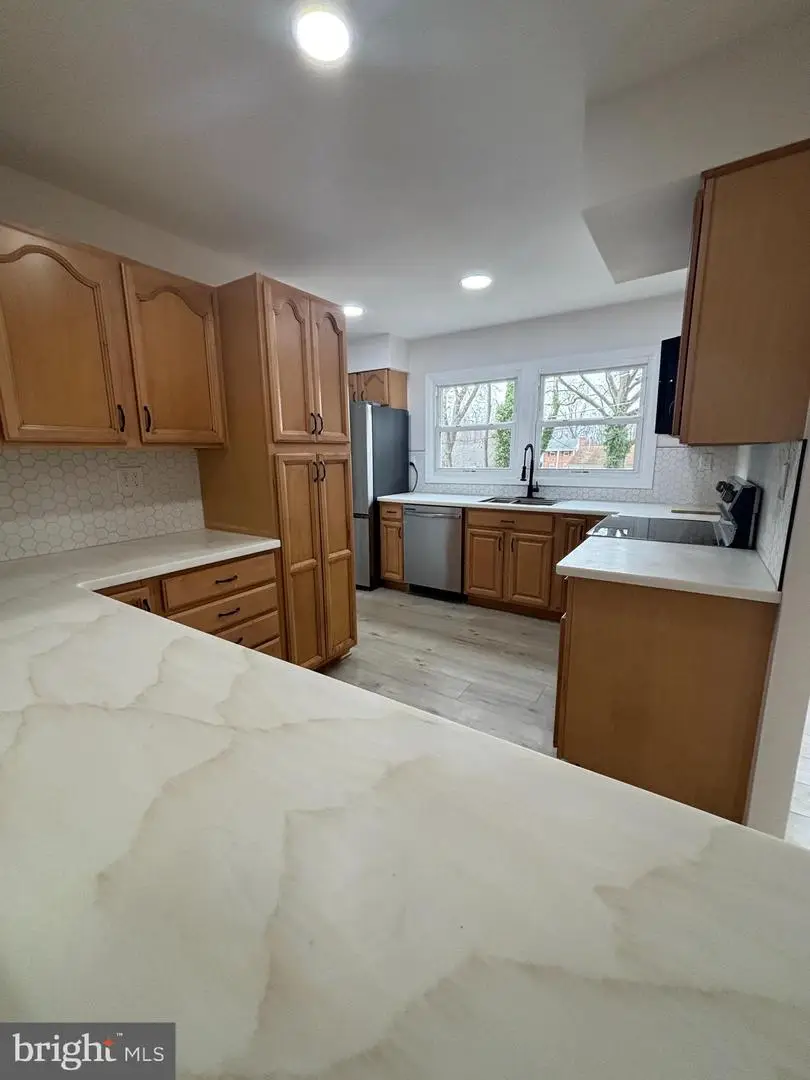 42 Tipton Ln, Willingboro, NJ 08046 - Image #2