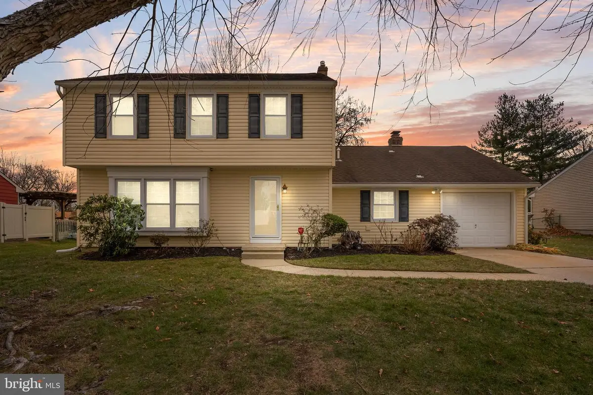 207 Farmington Rd, Delran, NJ 08075 - Image #1