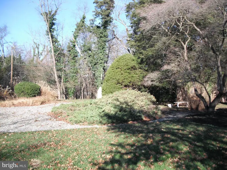 61 Mainbridge Ln, Willingboro, NJ 08046 - Image #2