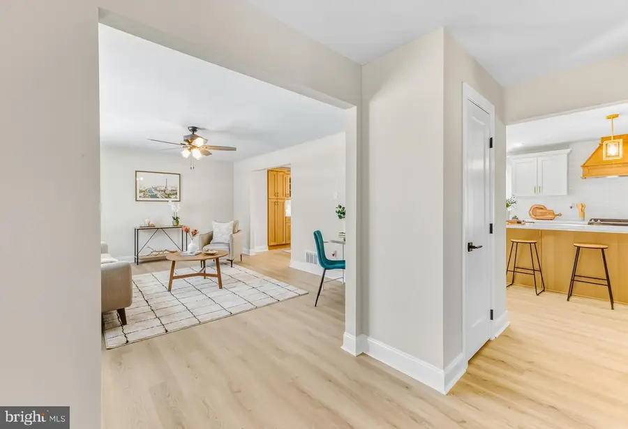 33 Elmgate Rd, Marlton, NJ 08053 - Image #3