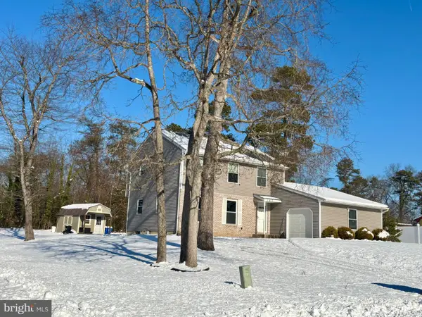 142 Oak Pines Blvd, PEMBERTON, NJ 08068