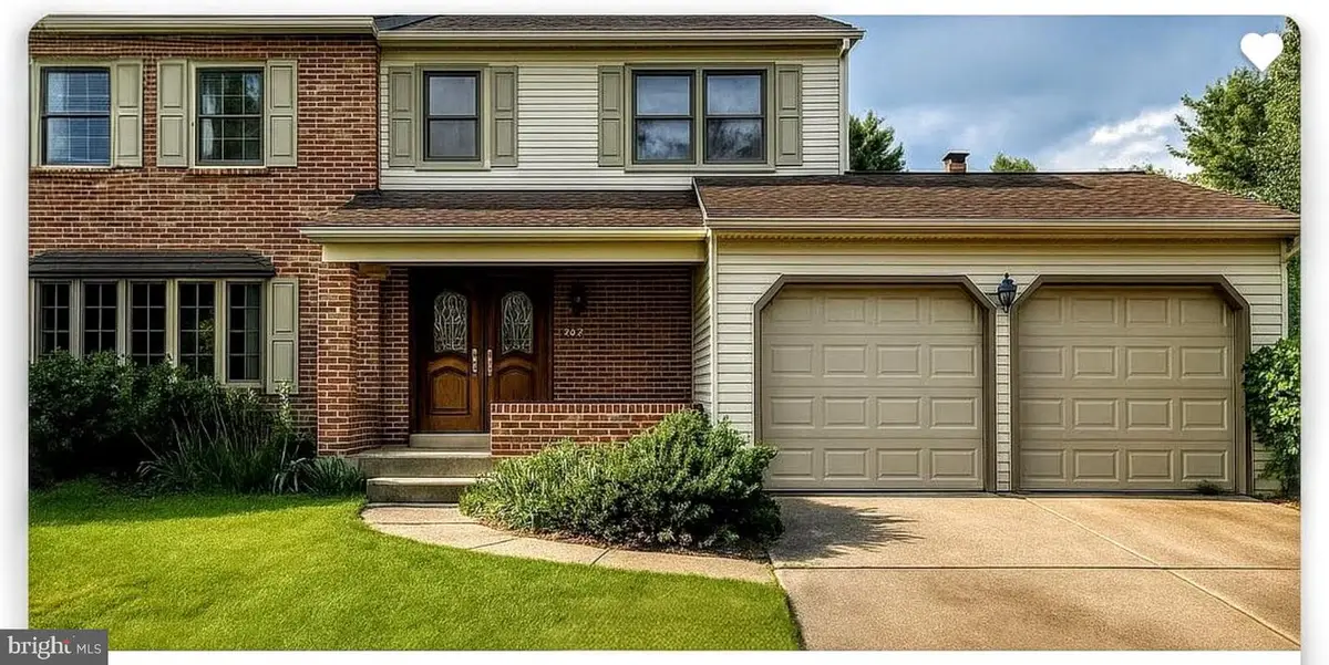 38 Lancelot Ln, Mount Laurel, NJ 08054 - Image #1