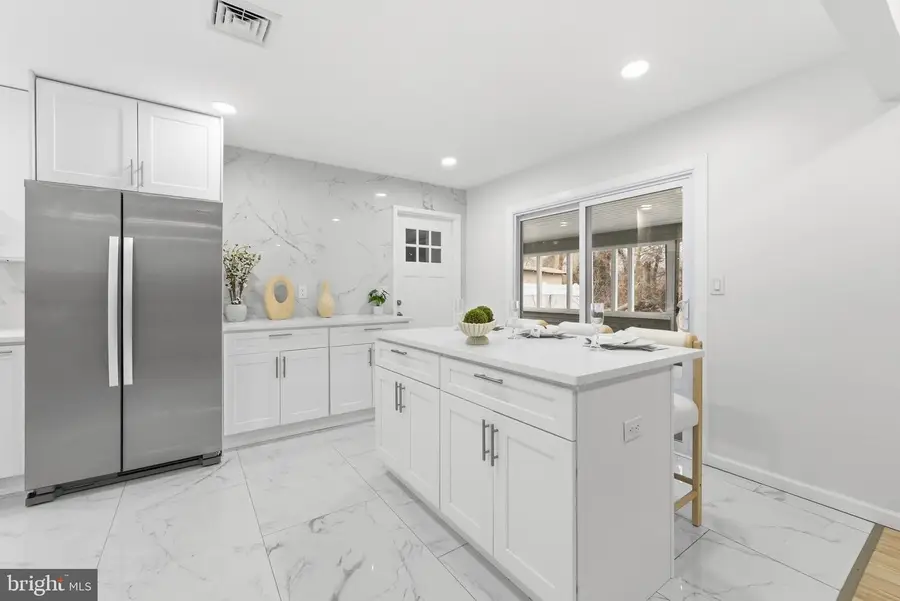 2 Buckingham Dr, Willingboro, NJ 08046 - Image #3