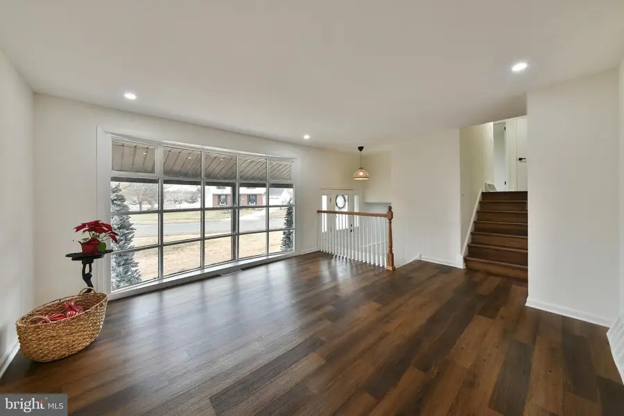 212 E Franklin Ave, Edgewater Park, NJ 08010 - #3