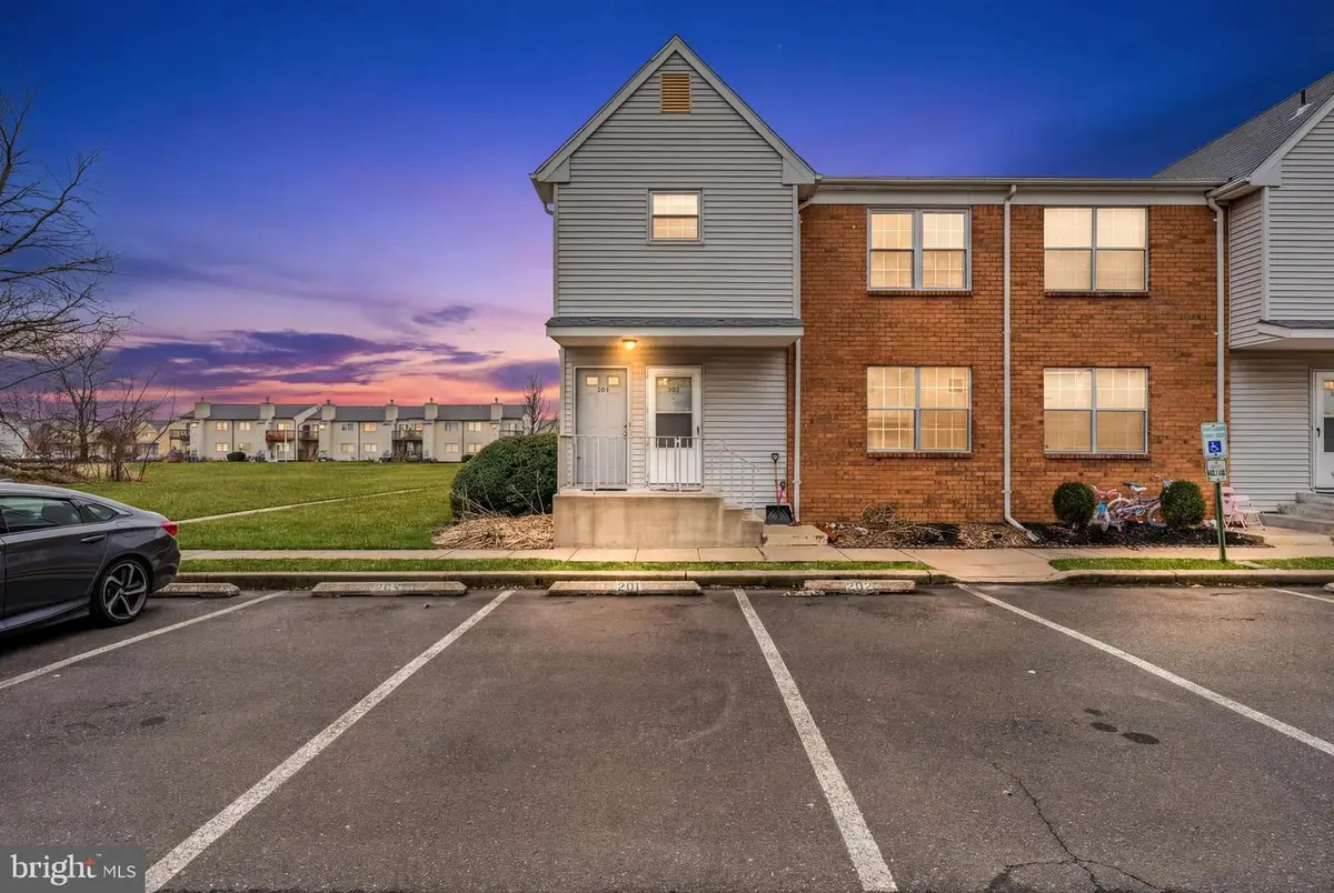 201 Sandstone Ct, Lumberton, NJ 08048 - Image #1