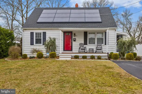 49 Charles Bossert Dr, BORDENTOWN, NJ 08505