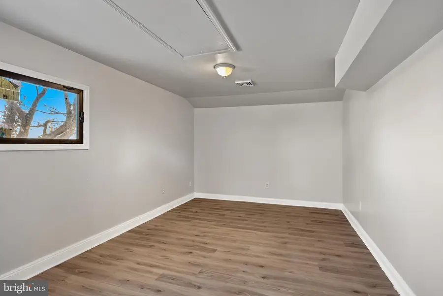 47 Primrose Ln, Willingboro, NJ 08046 - Image #3