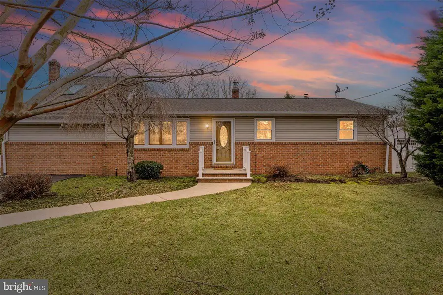 65 Fenton Ln, Chesterfield, NJ 08515 - Image #2