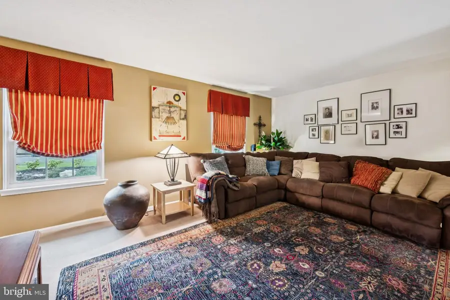 13 Lady Diana Cir, Marlton, NJ 08053 - Image #2