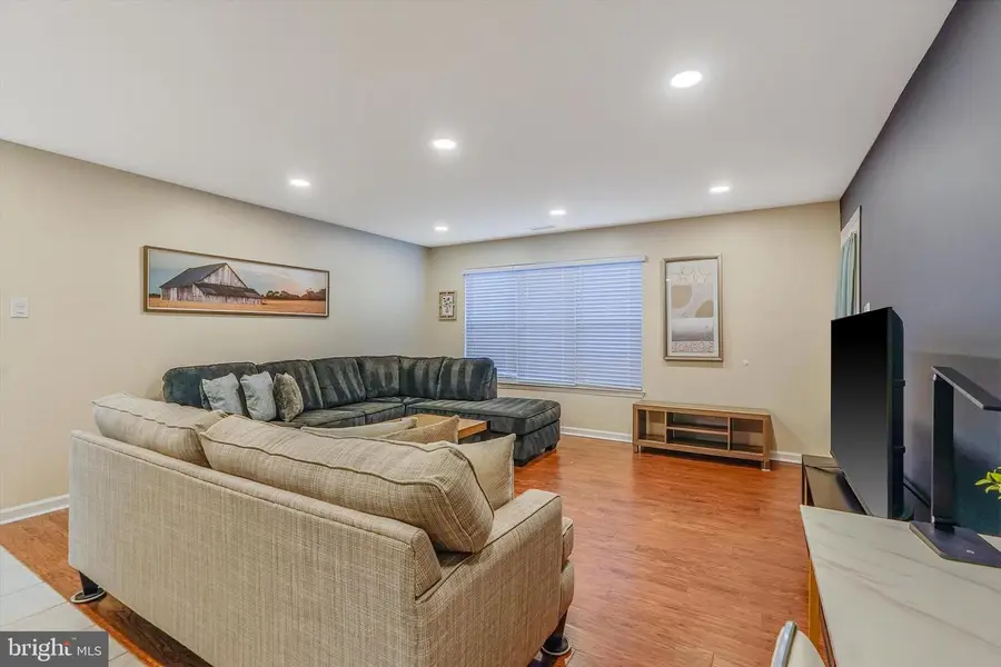 2407 Shurlock Ct, Mount Laurel, NJ 08054 - Image #3