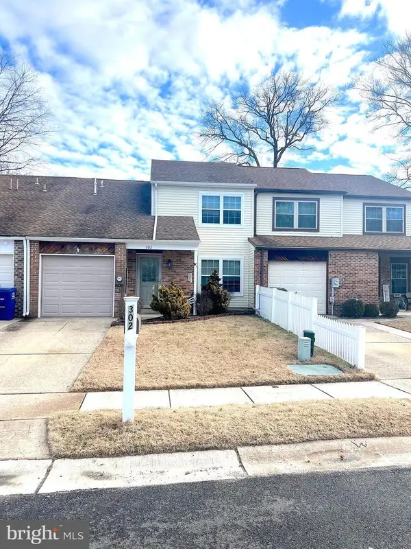 302 Foxwood Ln, MARLTON, NJ 08053