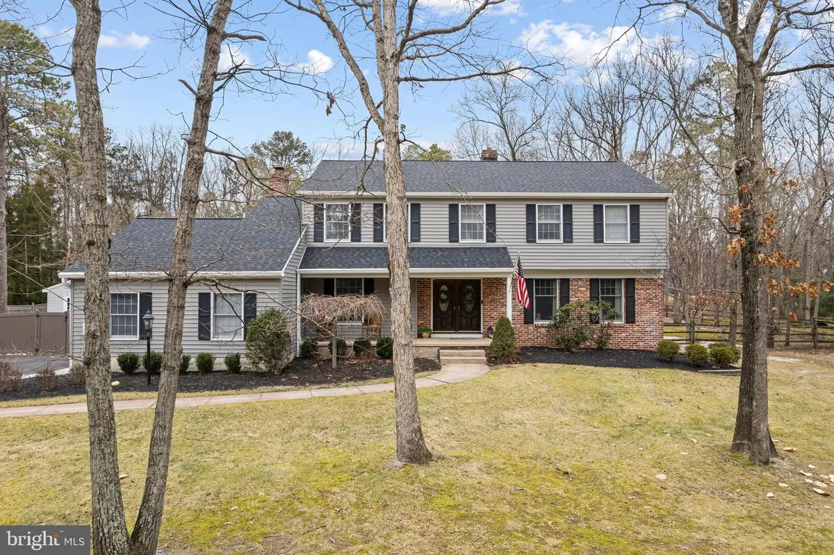 8 Wethersfield Dr, Medford, NJ 08055 - Image #1