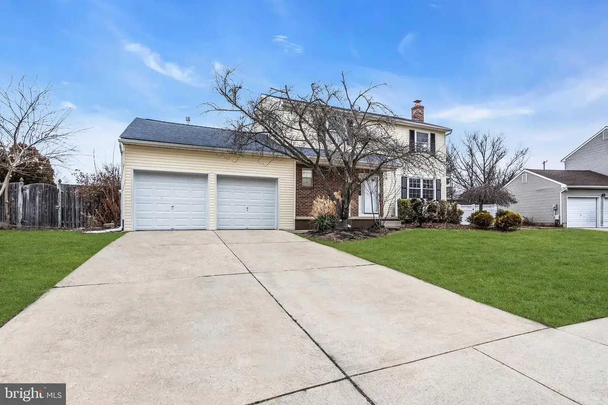 23 Lancaster Dr, Marlton, NJ 08053 - Image #1