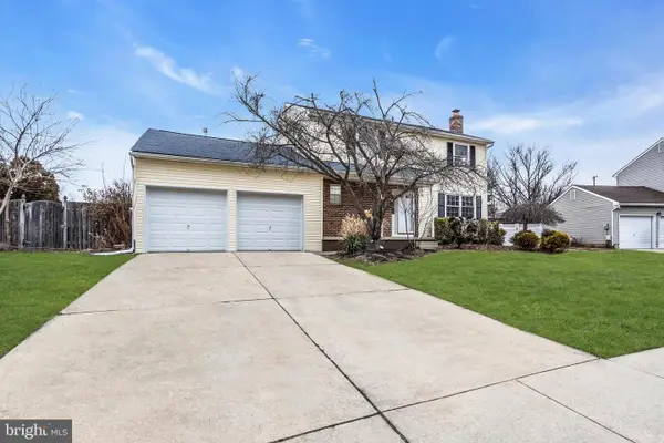 23 Lancaster Dr, MARLTON, NJ 08053