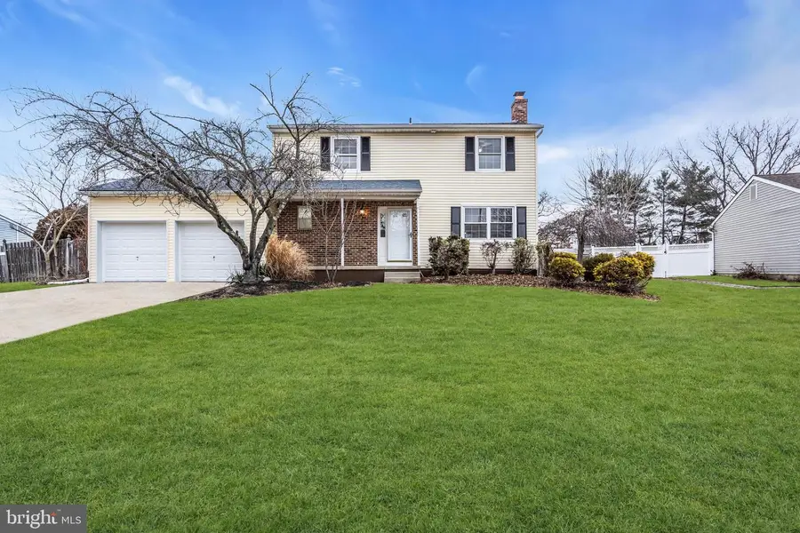 23 Lancaster Dr, Marlton, NJ 08053 - Image #2