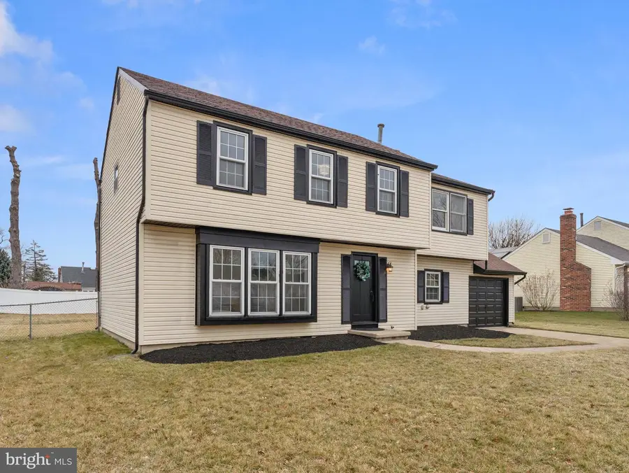 98 Red Stone Rdg, Delran, NJ 08075 - Image #2