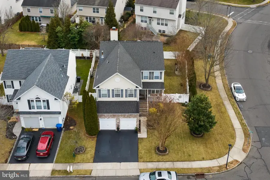 2 Juniper Dr, Columbus, NJ 08022 - Image #3