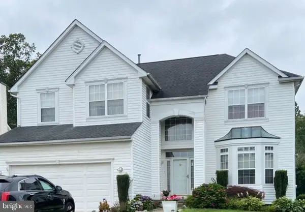 120 Fairbrook Dr, BORDENTOWN, NJ 08505