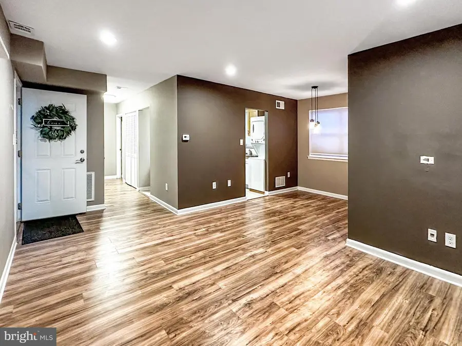 18-2 Florence Tollgate #2, Florence, NJ 08518 - #2