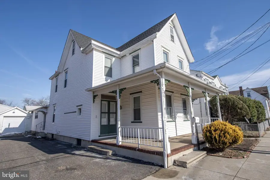 131 Bridgeboro St, Riverside, NJ 08075 - Image #2