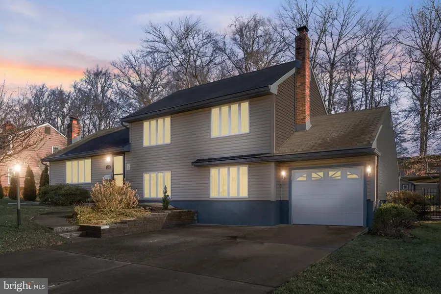 154 Fox Chase Dr, Delran, NJ 08075 - Image #2