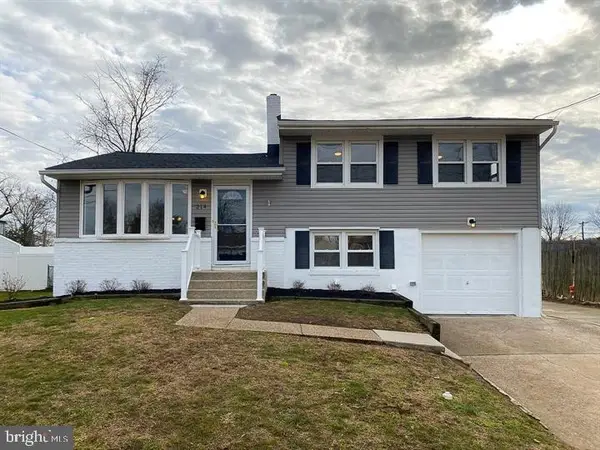 214 Hendrickson Ave, BEVERLY, NJ 08010