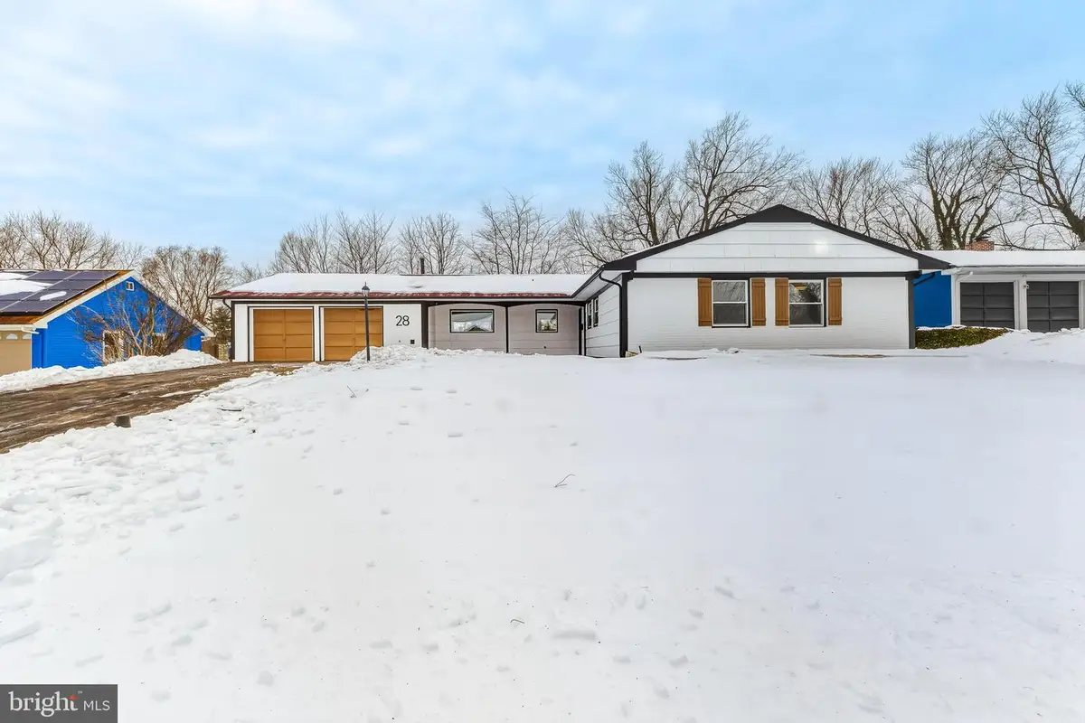 28 Country Club Rd, Willingboro, NJ 08046 - Image #1