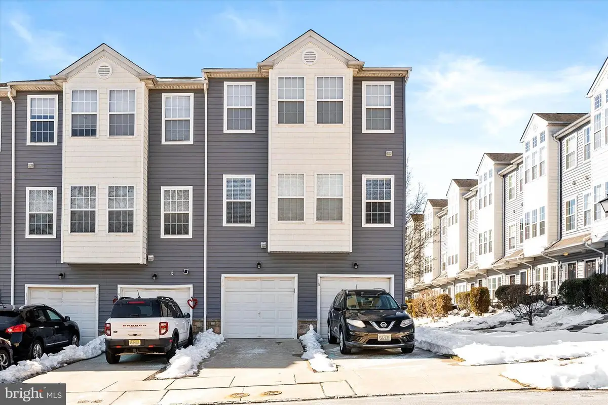 13 River Ln, Delanco, NJ 08075 - #1