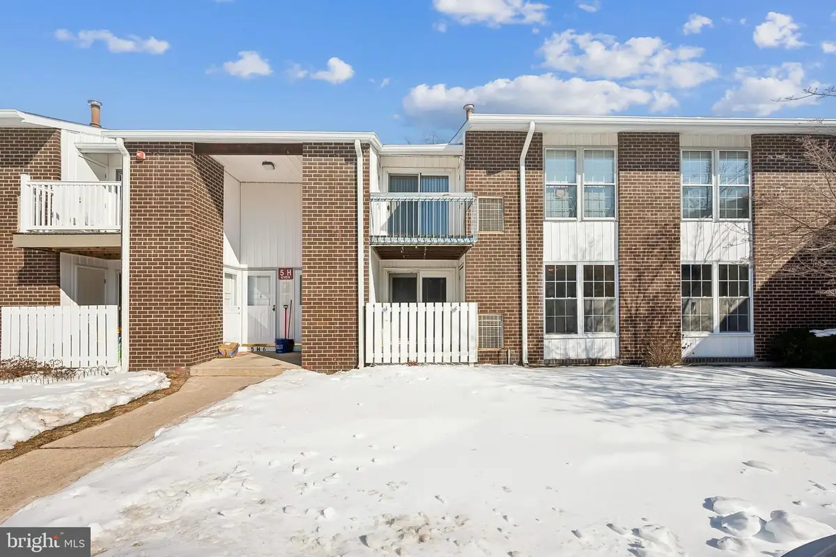 275 Green Street #5-h4, Edgewater Park, NJ 08010 - Image #1