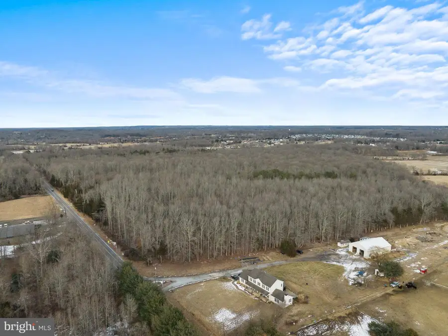 53 Meany Rd, Wrightstown, NJ 08562 - Image #2