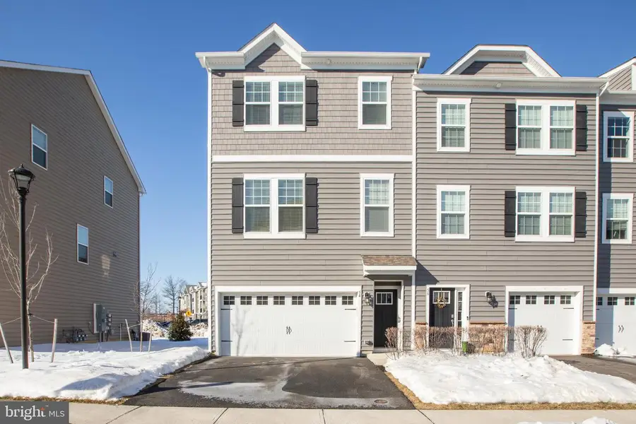 54 Rome Way, Mount Laurel, NJ 08054 - Image #2
