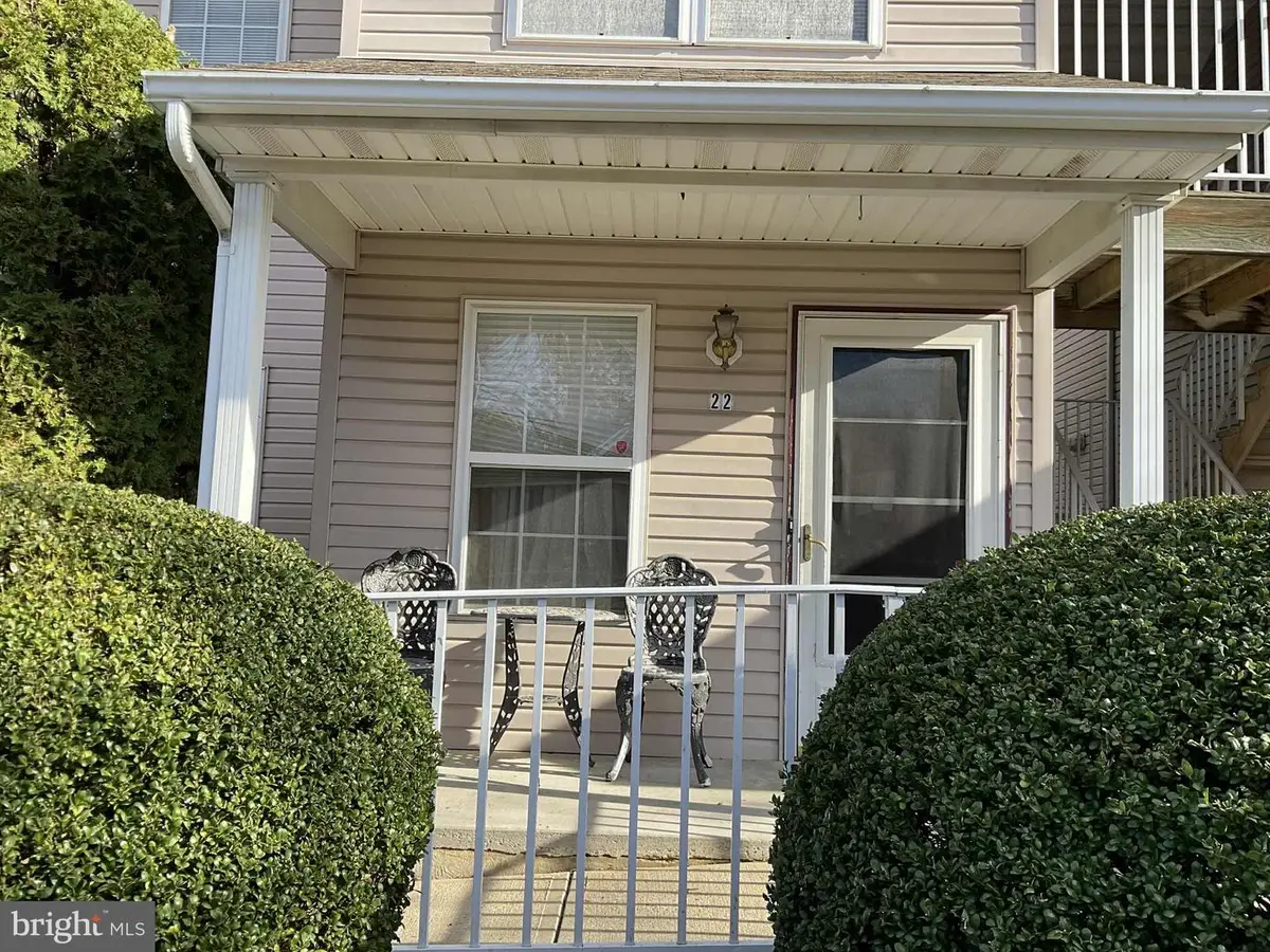 22 Faulkner Ct, Burlington Township, NJ 08016 - Image #1
